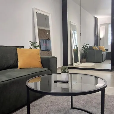 Skyline Apartments Bucharest Central Apartment *